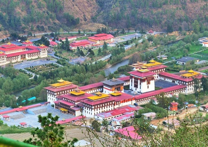 Valleys of Silence, Legends in Stone – A Deep Traverse through Bhutan